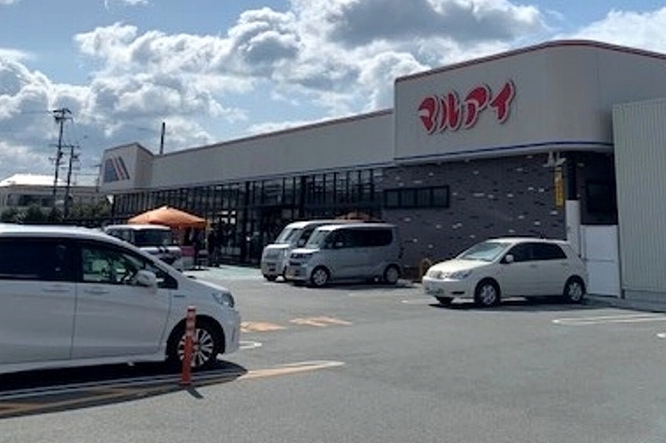 マルアイ一色店まで徒歩約7分