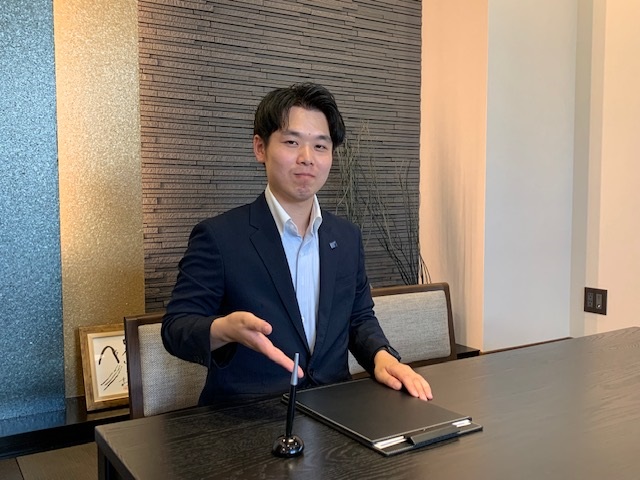 営業　津田 健人