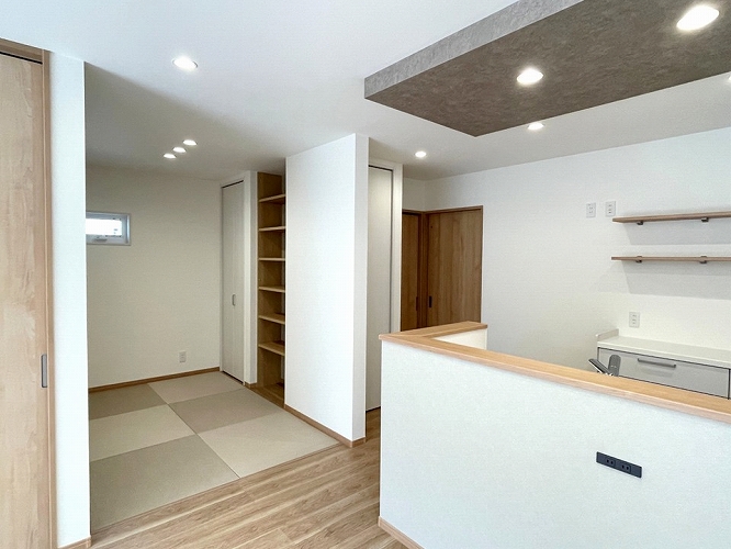 平岡町一色分譲住宅6号地